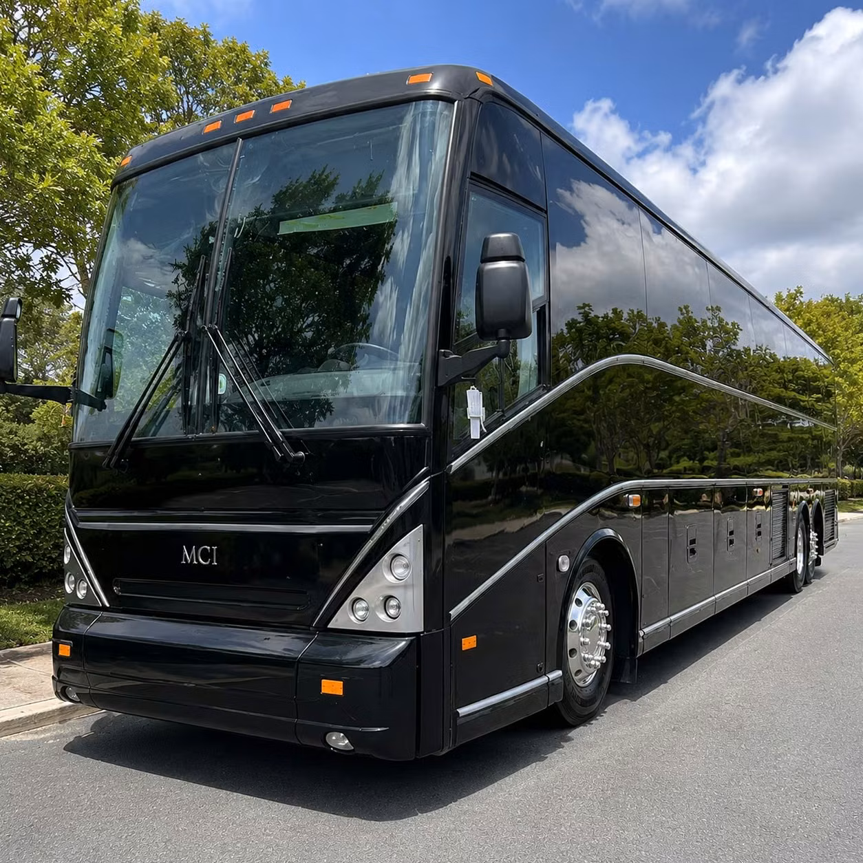 airport transfer shuttles to lincoln airport and omaha s eppley airfield