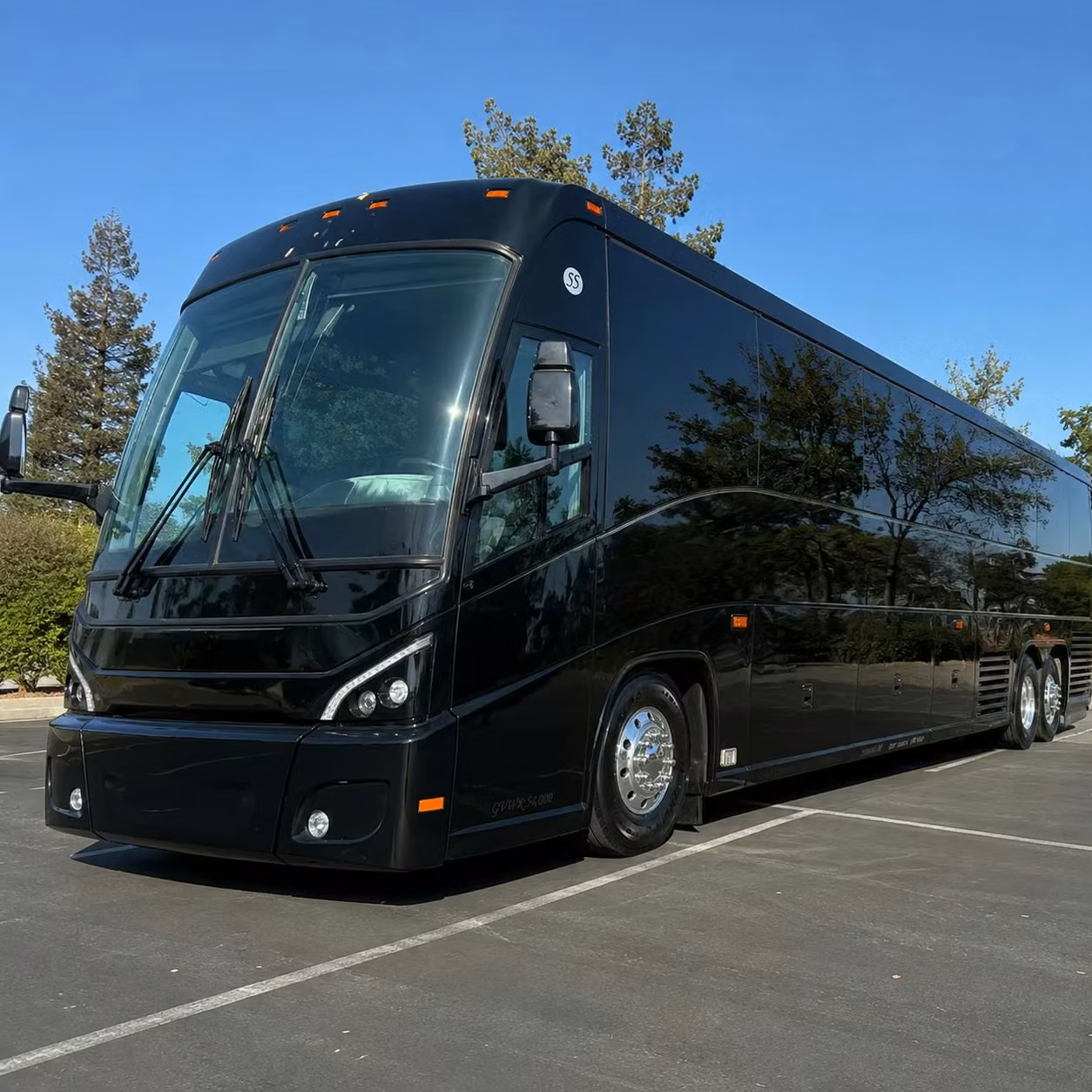 airport transfers and long distance connections for lincoln groups