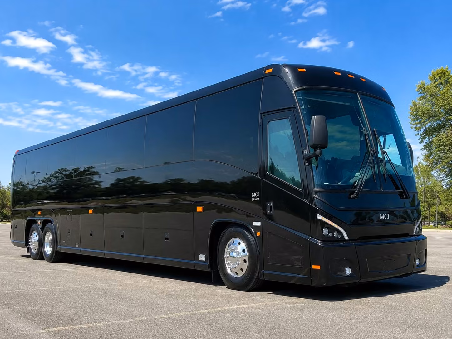 charter bus rentals for university of nebraska events and game days in lincoln