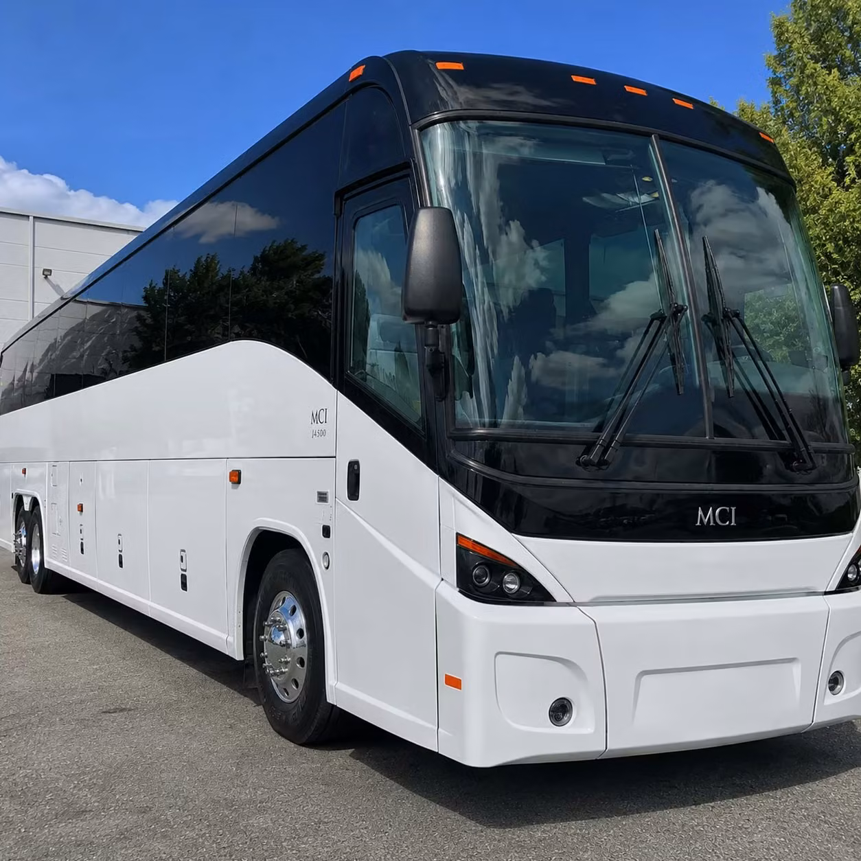 corporate event shuttles for lincoln s conference and convention scene