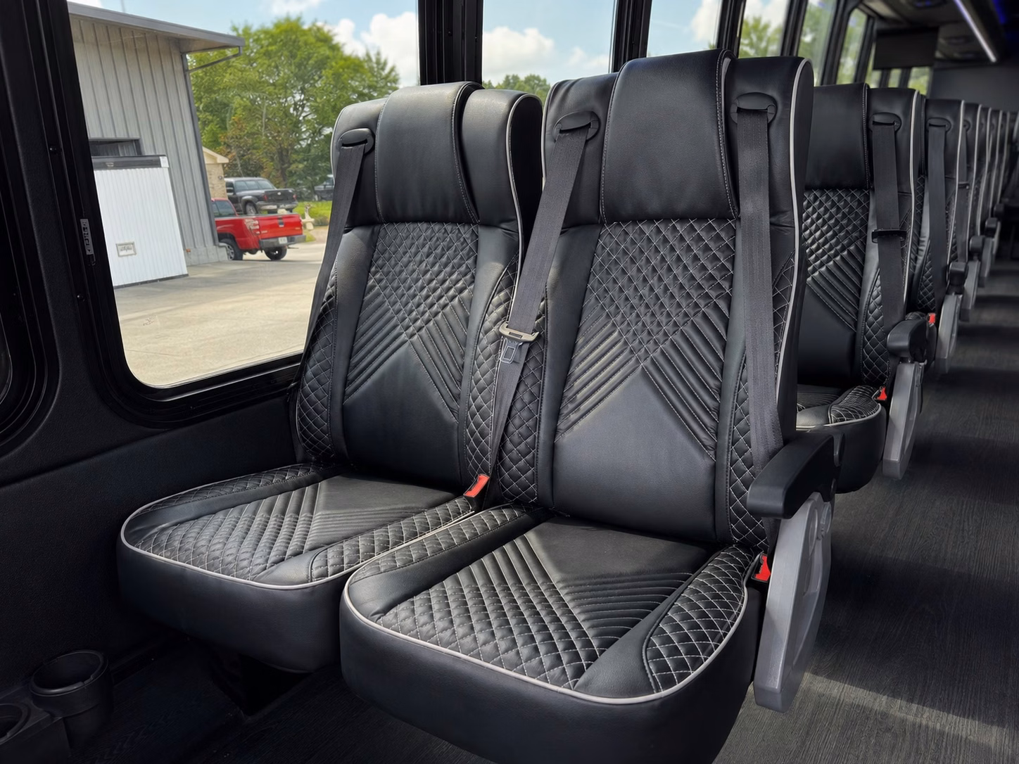 you can find and book prom transportation in lincoln and any nearby city